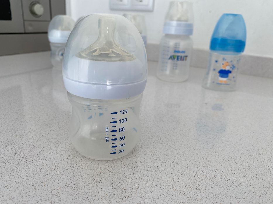 Lotes de 6 biberões Philips Avent e Dodie novos!
