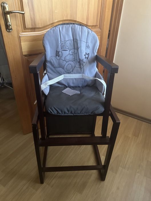Стільчик для годування  2 в 1.