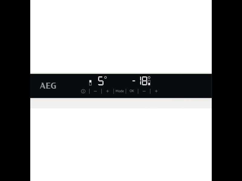 Lodówka z zamrażarką NoFrost AEG SCE818E8TS