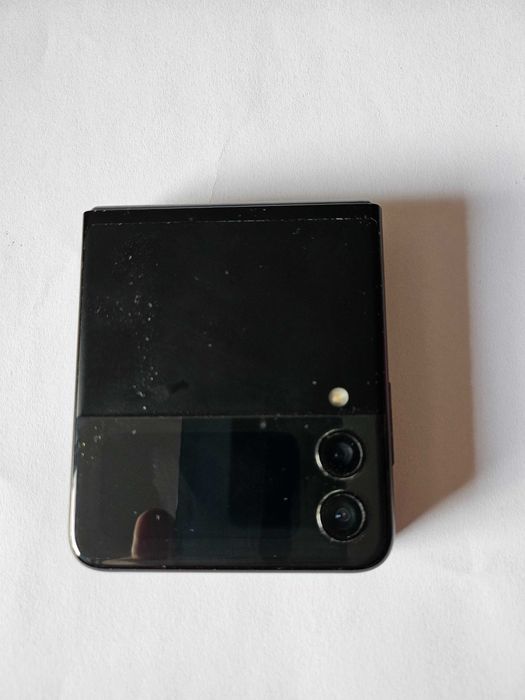 Samsung Galaxy Flip3