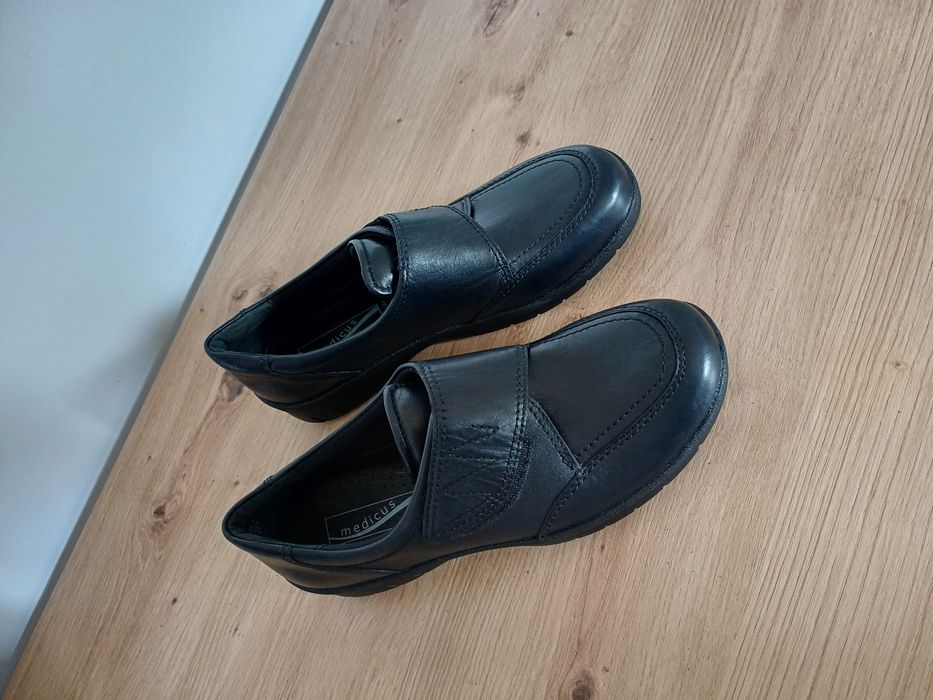 Buty Medicus rozmiar 37,5 / 38 nowe skóra