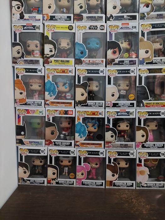 Funko Pop variadas