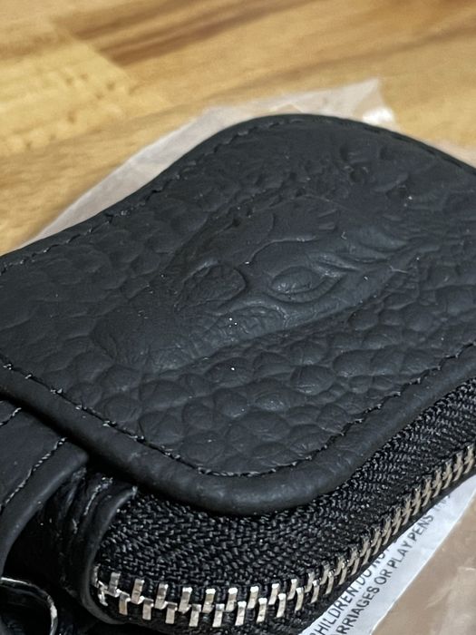 Etui na klucz pilot do auta z krokodylem na klucze