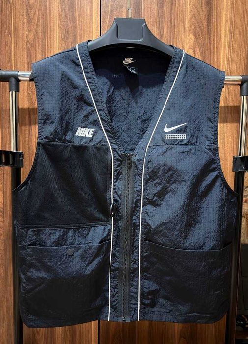 Nike (L-XL) — Жилетка / Оригинал