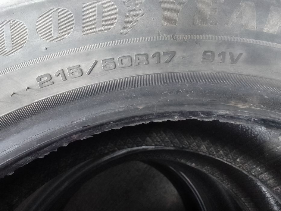 2 Opony letnie 215/50r17 GOODYEAR 6mm