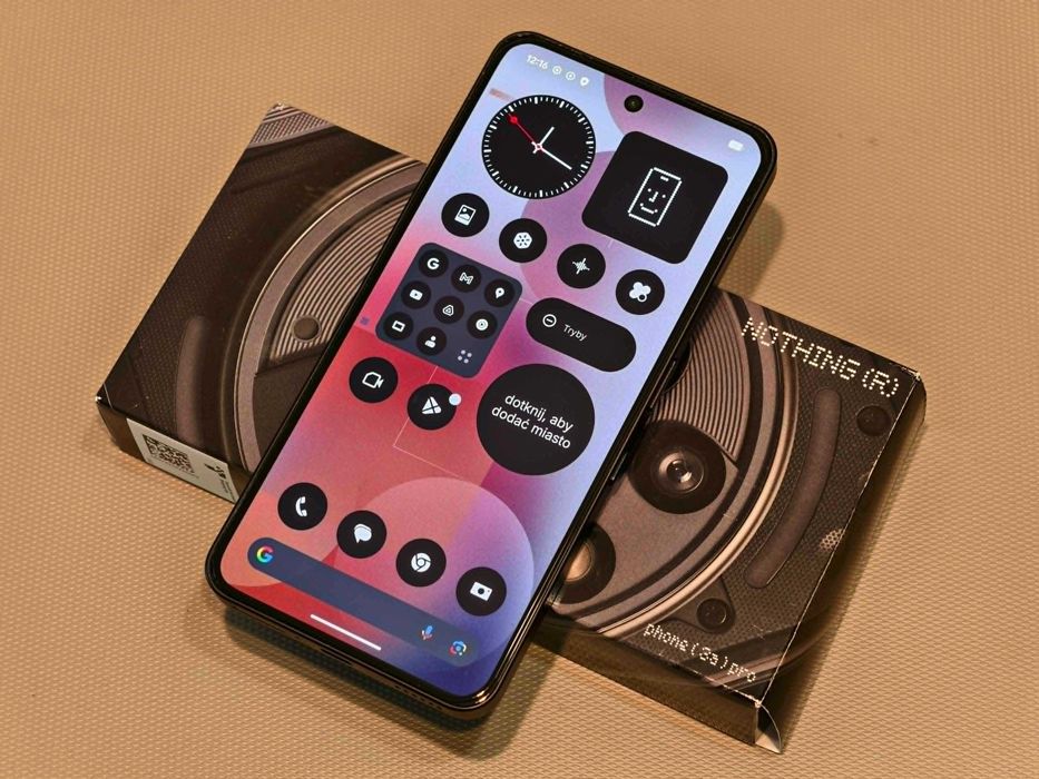 Smartfon Nothing Phone 3a Pro 12/256GB Black zestaw, bez blokad i obciążeń, gwarancja