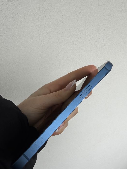 iPhone 13 128GB – Excelente Estado – Como Novo