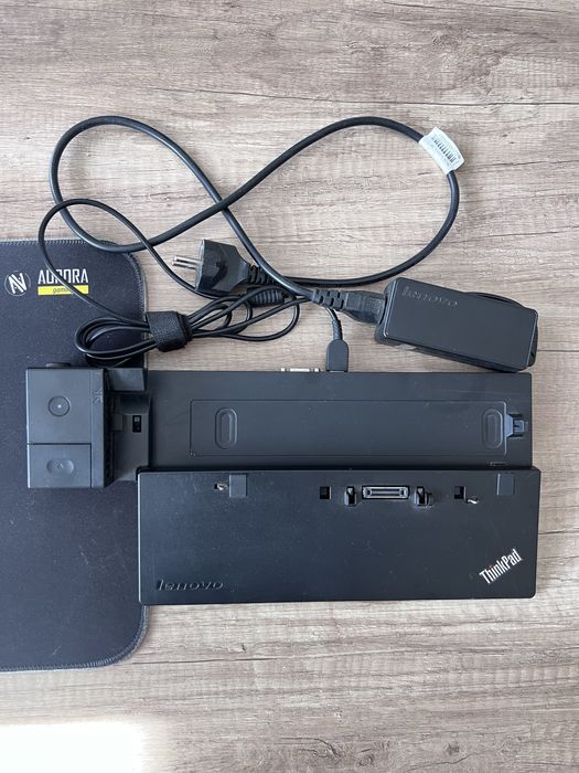 Stacja dokijaca ThinkPad basic dock z kablem ladujacym