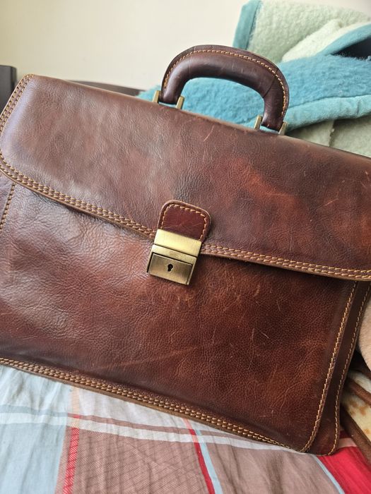 Чоловічиї  шкіряниї  портфель made  in Italy