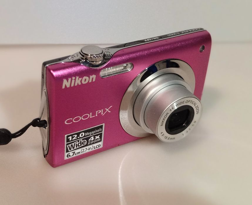 Nikon Coolpix S3000