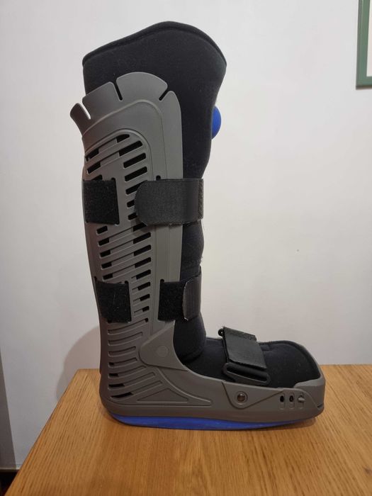 Bota Walker Longa EMO tamanho L (42-45)