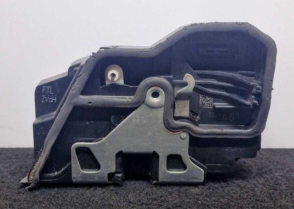 Fechadura / Fecho Porta Frente Esquerdo BMW 1 (F20) ano 2011