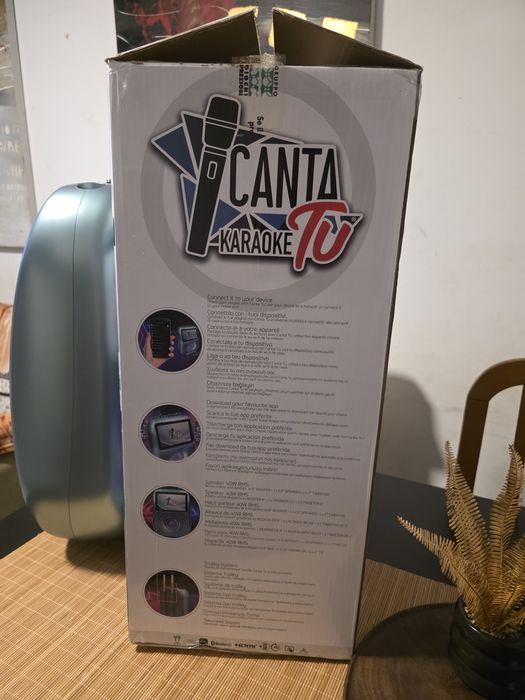 Sistema de Karaoke Profissional Canta Tu Pro (Ecrã Tátil 14" + Wi-Fi)
