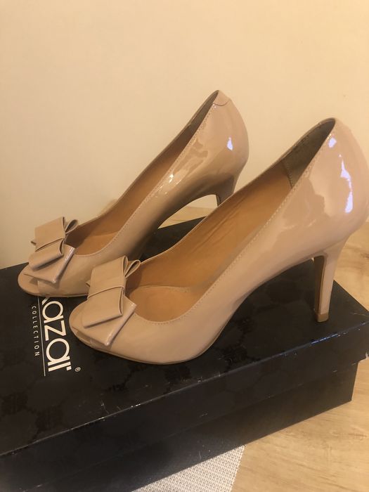 Obuwie damskie Kazar nude