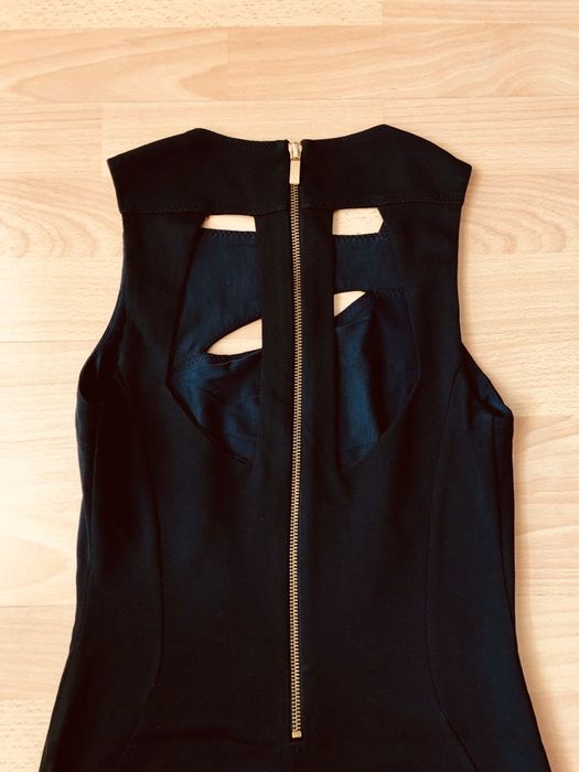 Elegancka sukienka Pinko