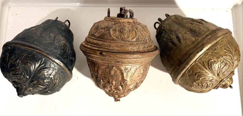 Vintage metal counterweights for Art Nouveau oil lamps