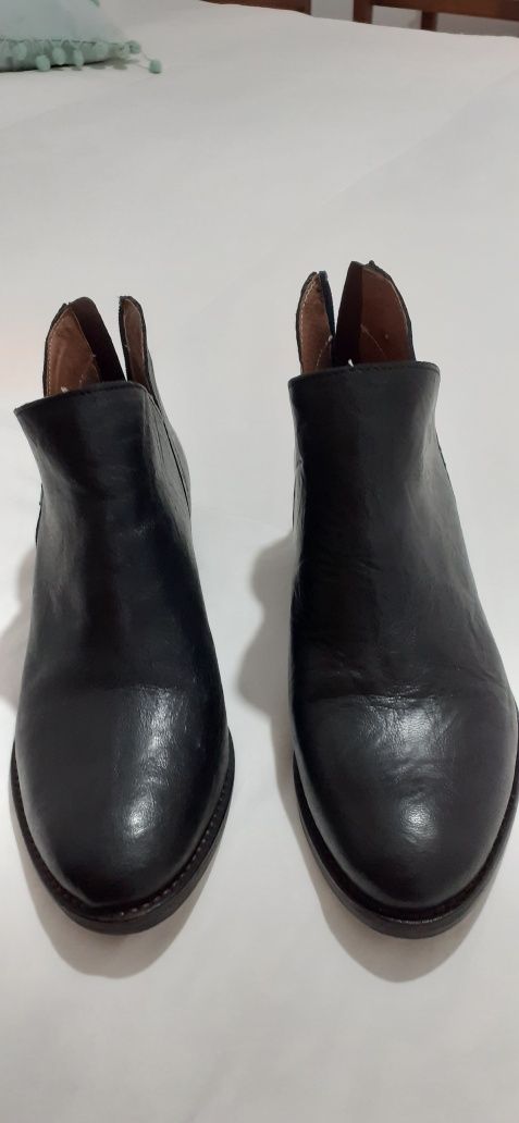 Botins em hotsell pele senhora