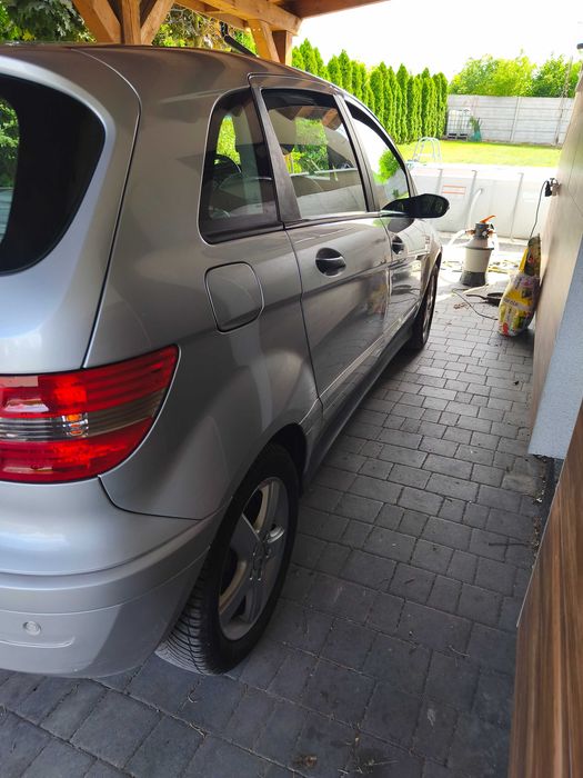 Mercedes B klasa W245