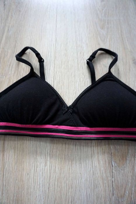 Biustonosz dziewczęcy 158/164