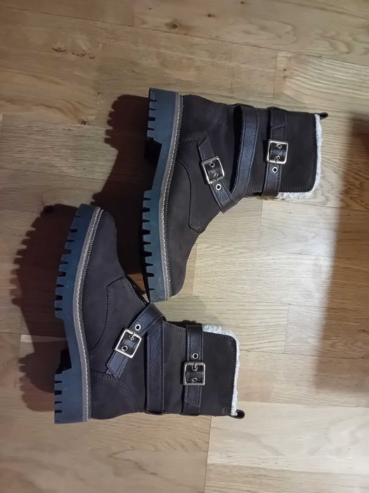 Buty carvela kowbojki  37