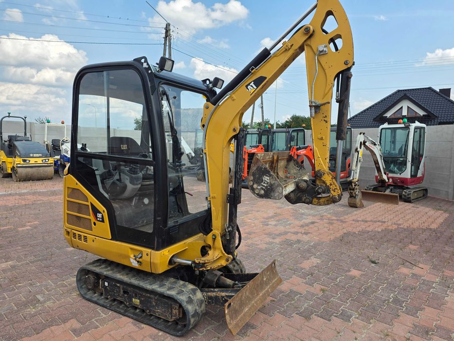 koparka minikoparka mini koparka caterpillar 301.7 cat jcb volvo