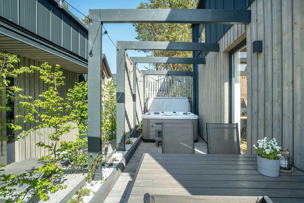 Domki nad morzem pod lasem prywatne JACUZZI SAUNA