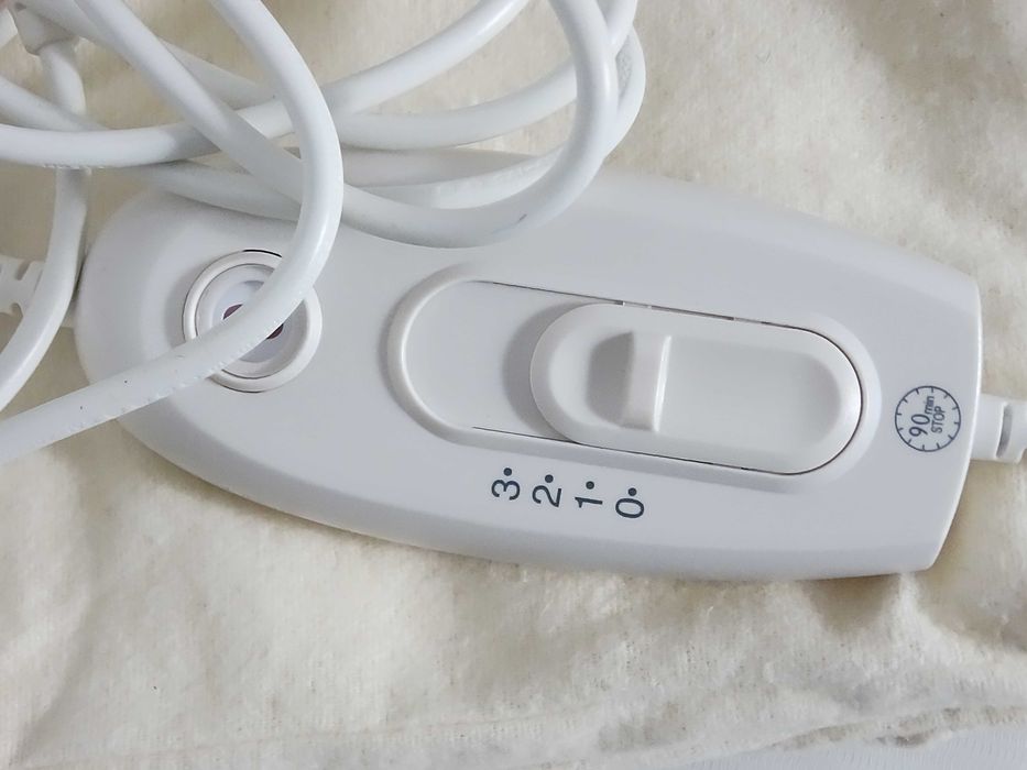 Poduszka elektryczna Beurer HK 25 | 3 poziomy mocy | Stan idealny