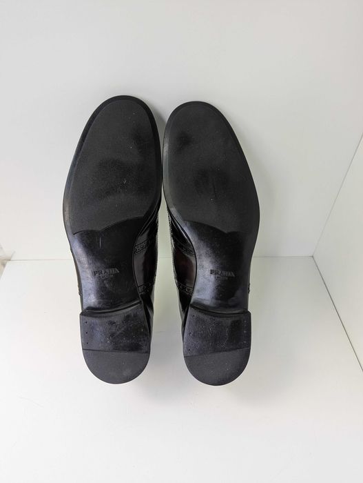 Туфлі prada milano