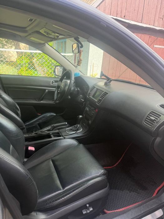 Продам SUBARU OUTBACK 3.0 AT