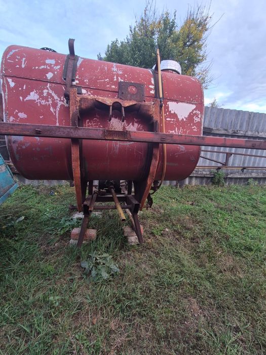 Культиватор, сівалка, оприскувач