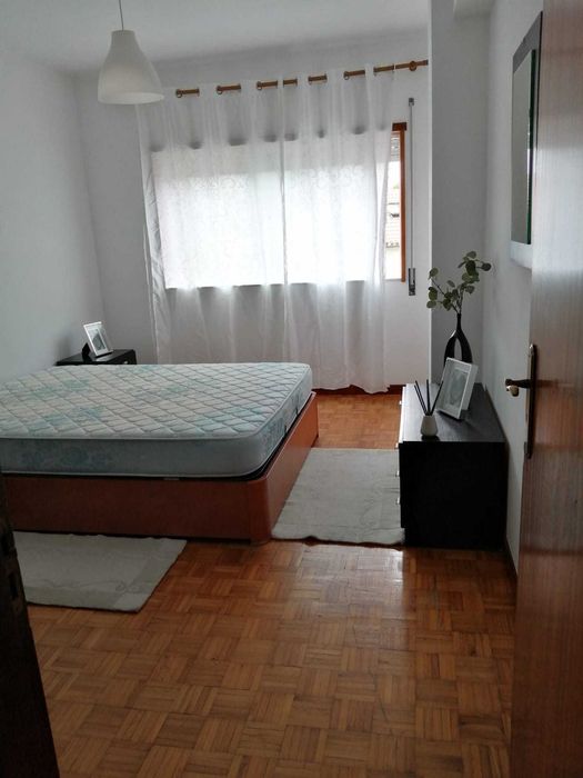 Arrendamento de apartamento T1 - Quinta Armada