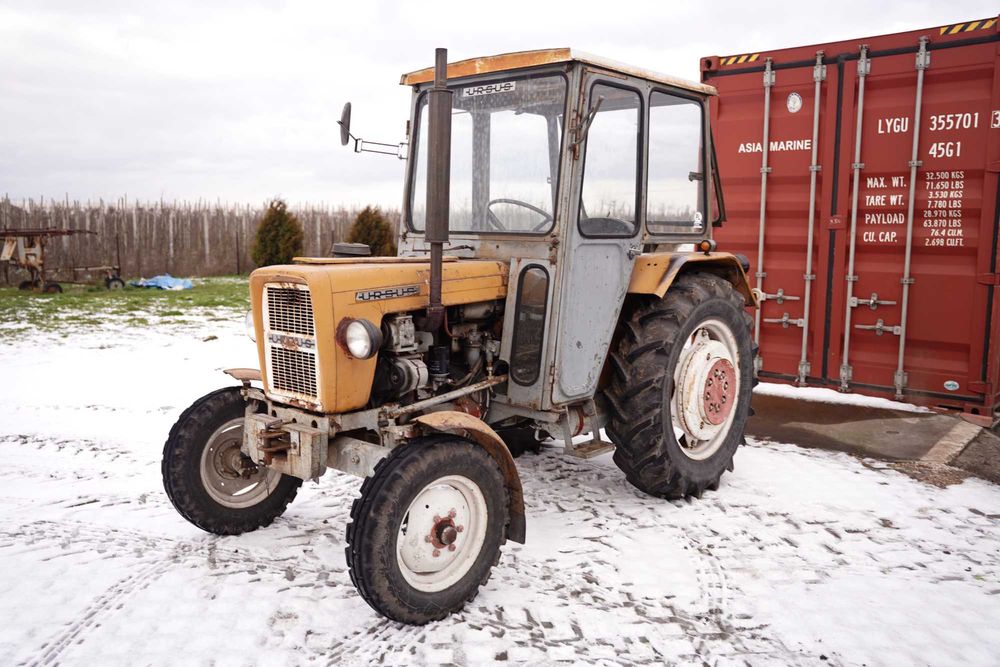 Ciągnik Ursus C330