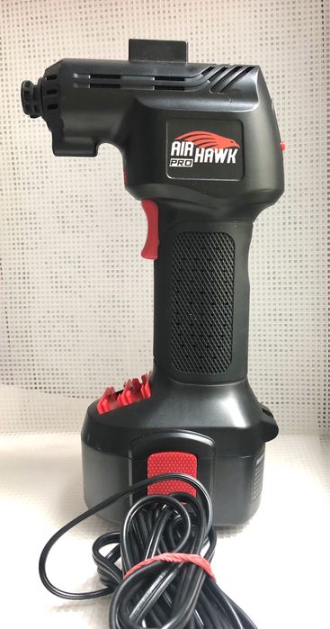 Портативний повітряний компресор Air Hawk Pro з цифровим манометром