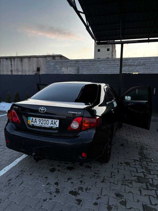 Toyota Corolla 2009 1.33 бензин