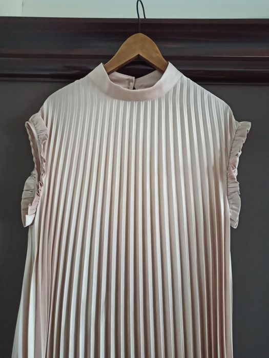 Sukienka Sylwestrowa plisowana nowa XL