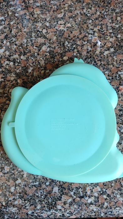 Prato silicone com ventosa