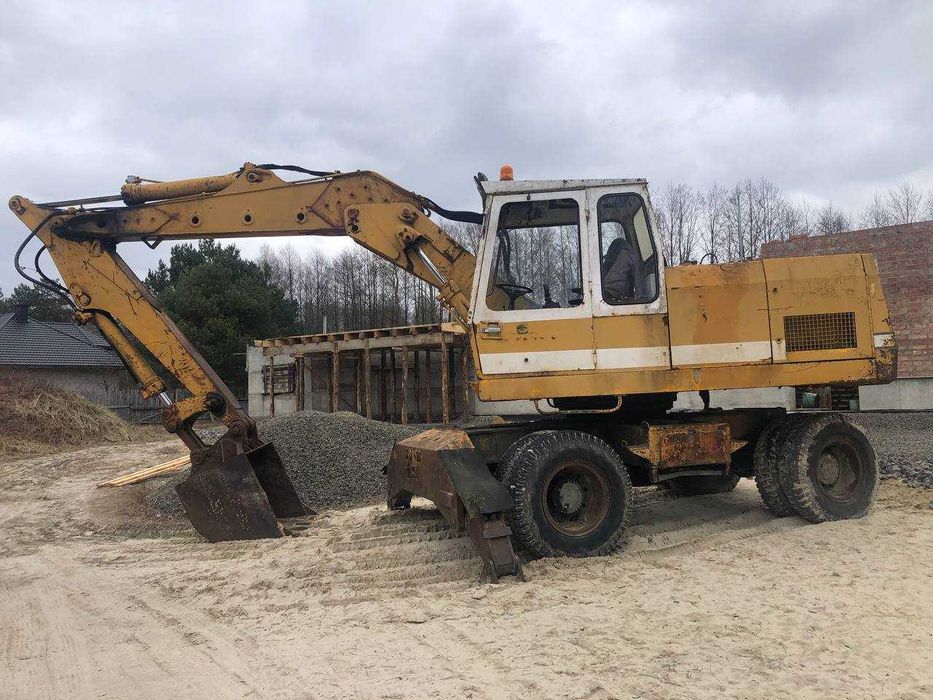Продам ескаватор A912  liebherr хороший стан