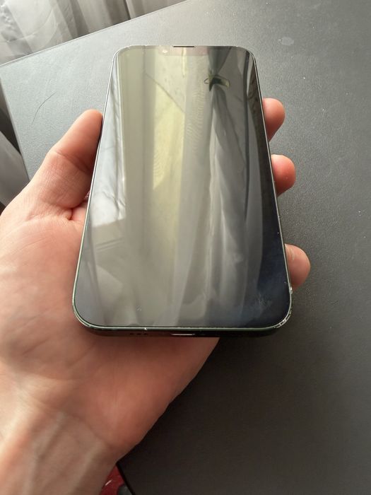 Iphone 13 R-sim.