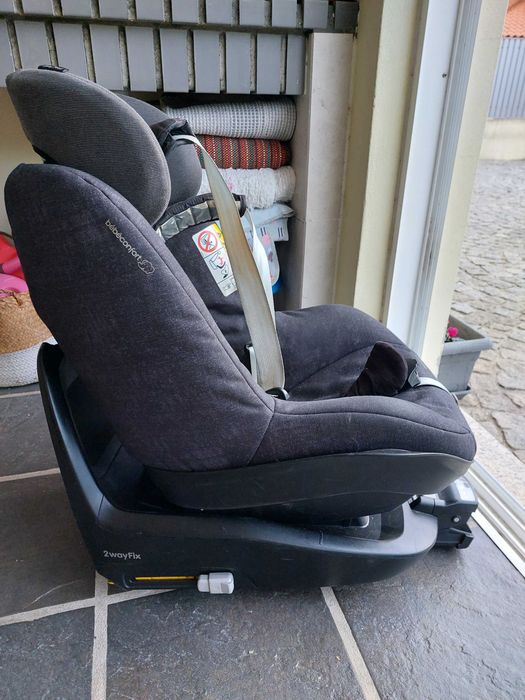 Cadeira grupo II para carro com isofix
