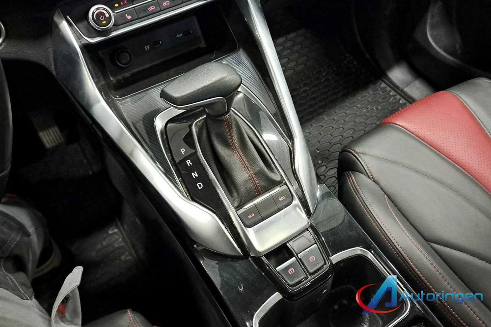 Maxus Euniq 5 ЕЛЕКТРИЧНИЙ VEN 7 місць  52 квт на 350 км Європа CCS2