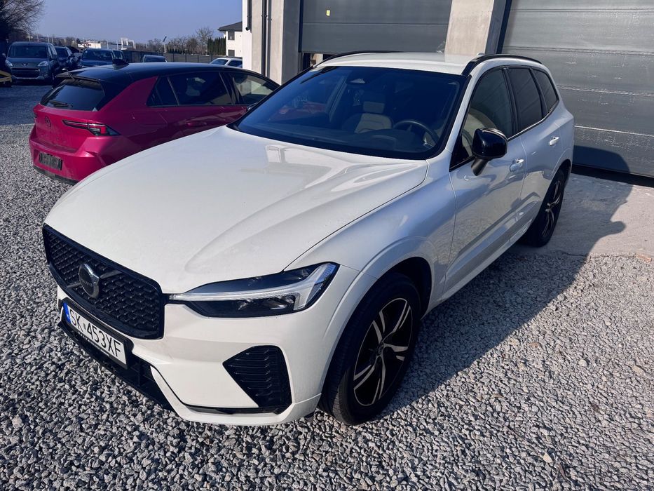 Volvo XC 60 2022r*Pełen serwis*R-design*Bogate wyposażenie*