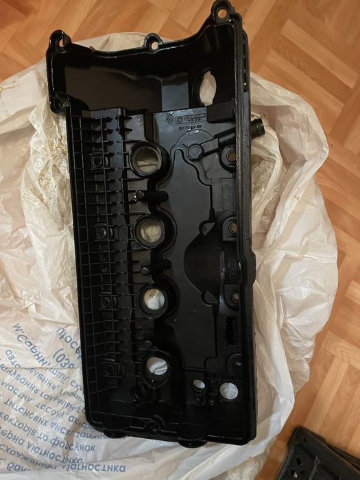 Клапанна кришка n62b48 bmw 4.8