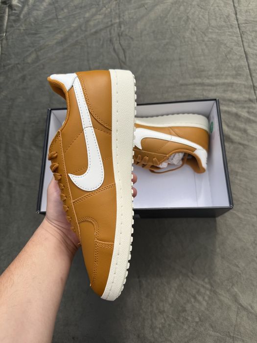 Nike Field General LTR r. 44.5 Ochre Nowe