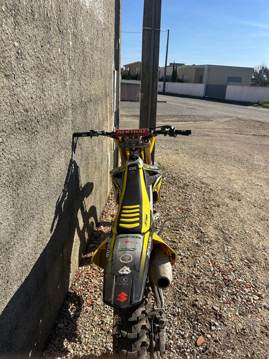 Suzuki rmz 250 4 tempos