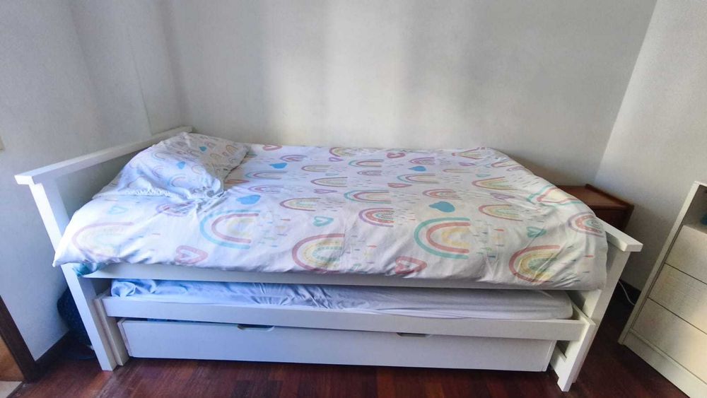 Cama Nido Juvenil, 3 Camas, Acabado en Blanco Artik y Blanco Velho