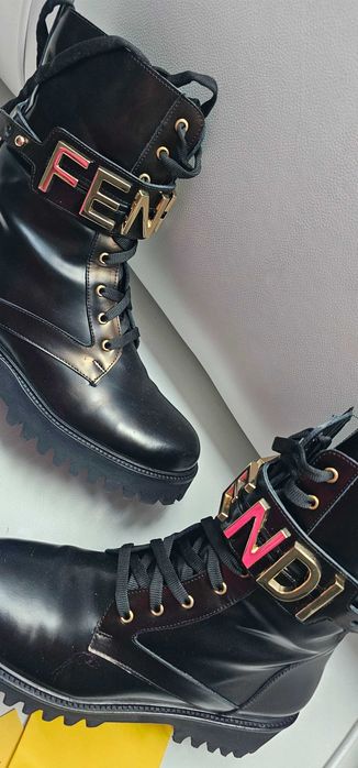 FENDI  luksusowe botki roz 41 skóra naturalna