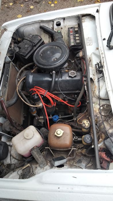 Продам ваз 2105 люкс идельная.