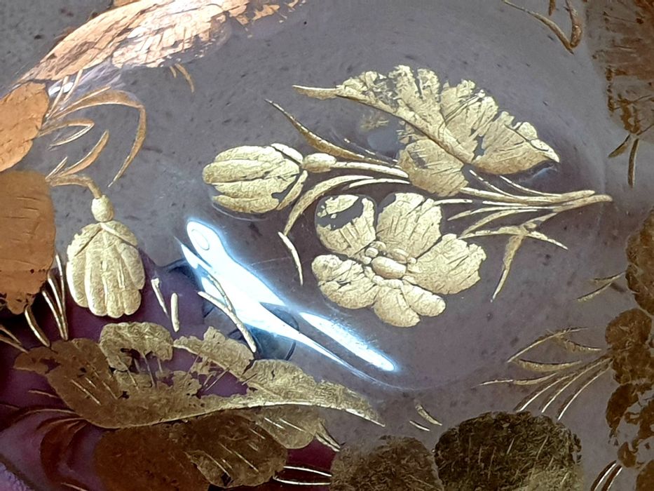 Raras antigas taças em vidro lapidado com folha de ouro Sec. XIX