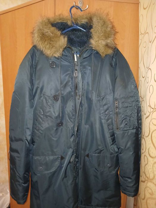 Продам куртку Аляска