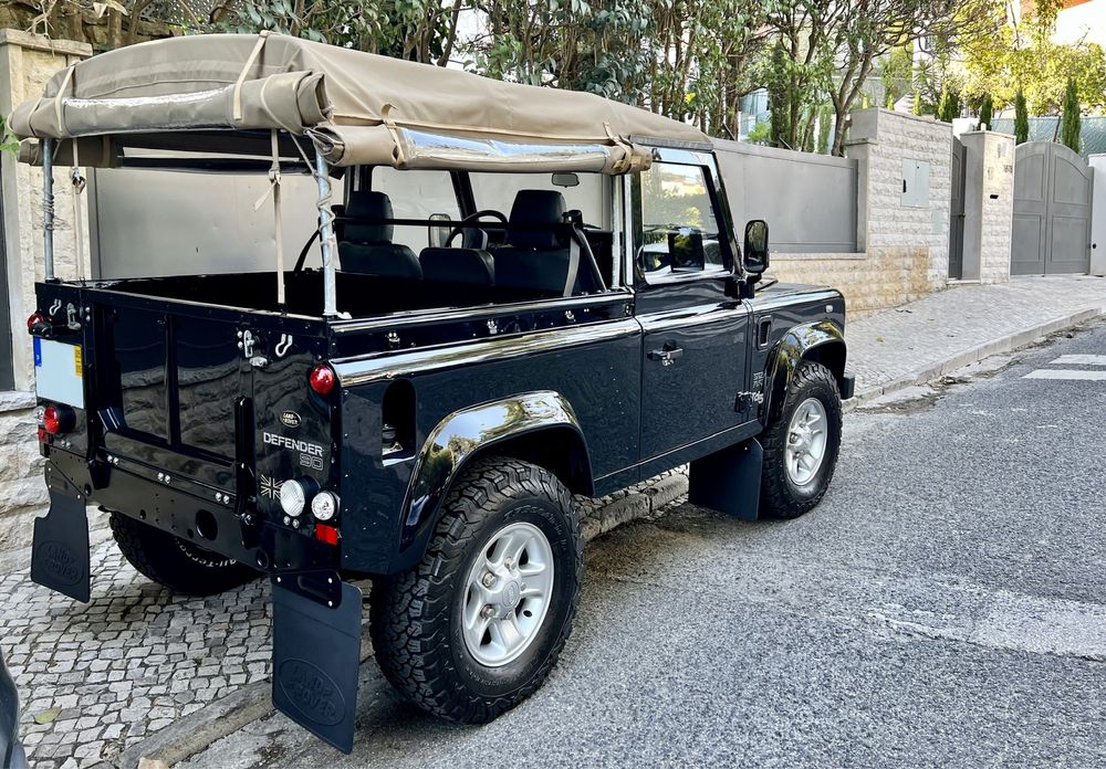 Land Rover Defender 90 - TD5 Soft Top | Nacional